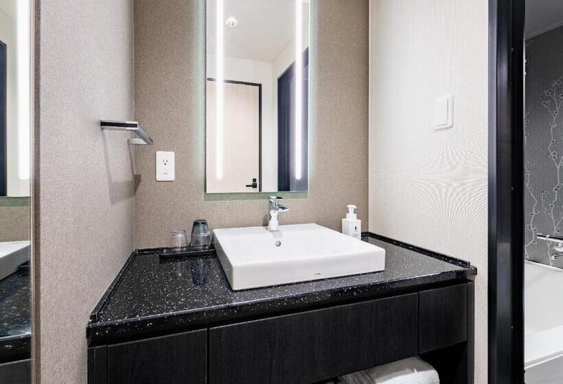 Quarto Triplo Deluxe, Hankyu Respire Osaka