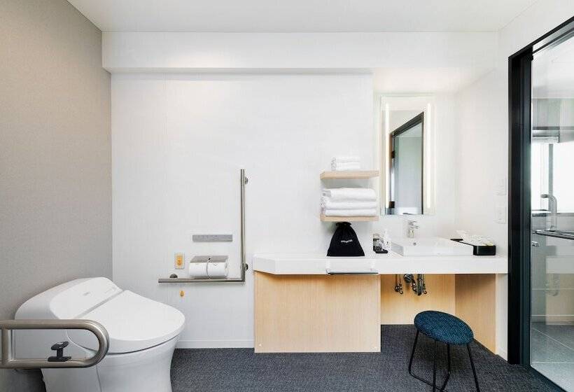 Quarto Triplo Estandar, Hankyu Respire Osaka