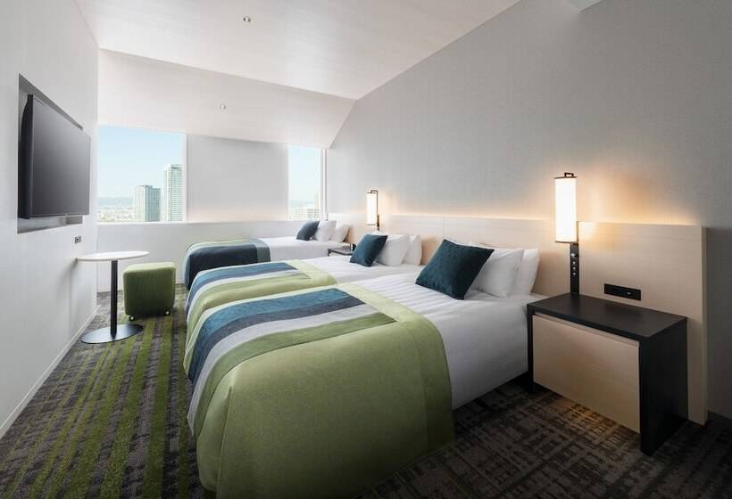 Quarto Triplo Estandar, Hankyu Respire Osaka