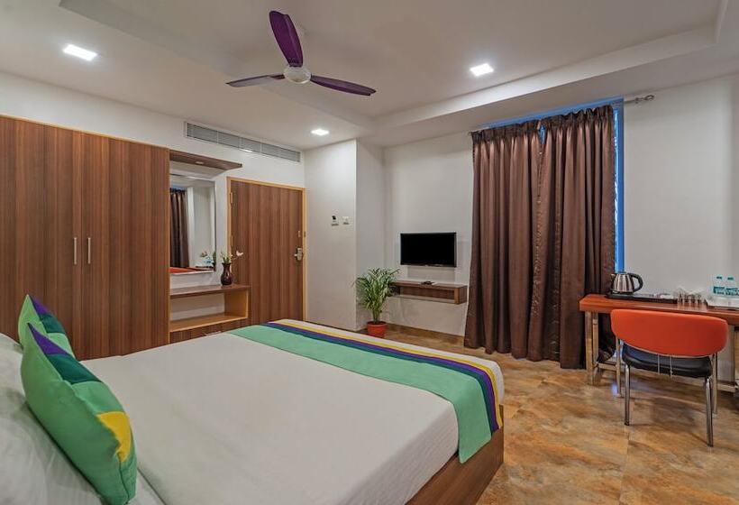 Quarto Deluxe, Treebo Golden Swan Tambaram