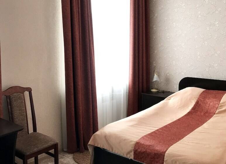 اتاق استاندارد یک نفره, Tula