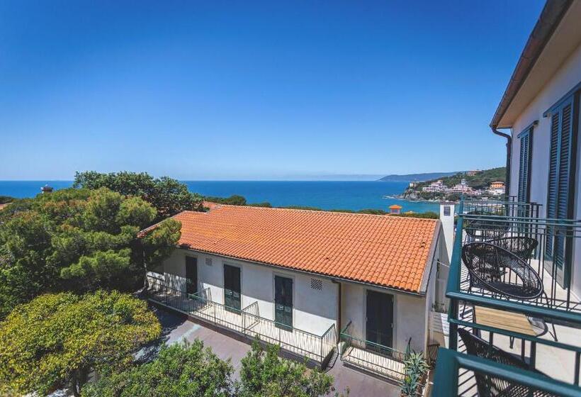 Полулюкс Вид на Море, Villa Martini