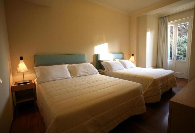 Трехместный Номер Стандарт с Балконом, Villa Martini