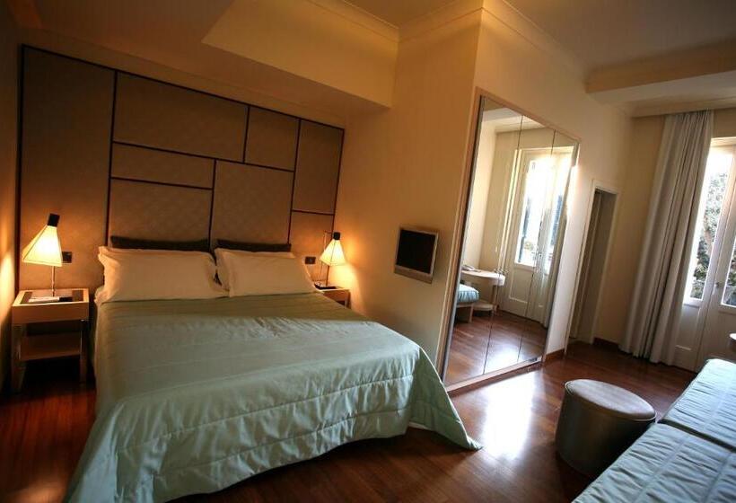 Семейный Номер Вид на Сад, Villa Martini