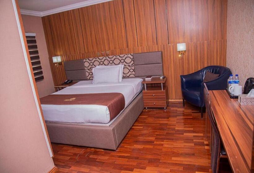 سوئیت پرزیدنت, Mahogany Hotel And Suites