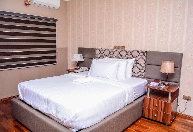 سوییت, Mahogany Hotel And Suites