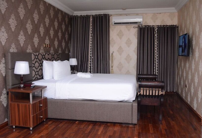 سوئیت پرزیدنت, Mahogany Hotel And Suites