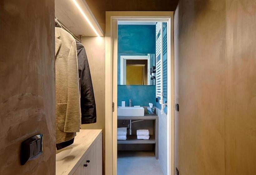 سوییت جونیور, Casa Pacifico Pompei