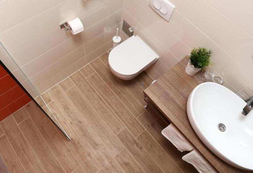 豪华房间, Villa M