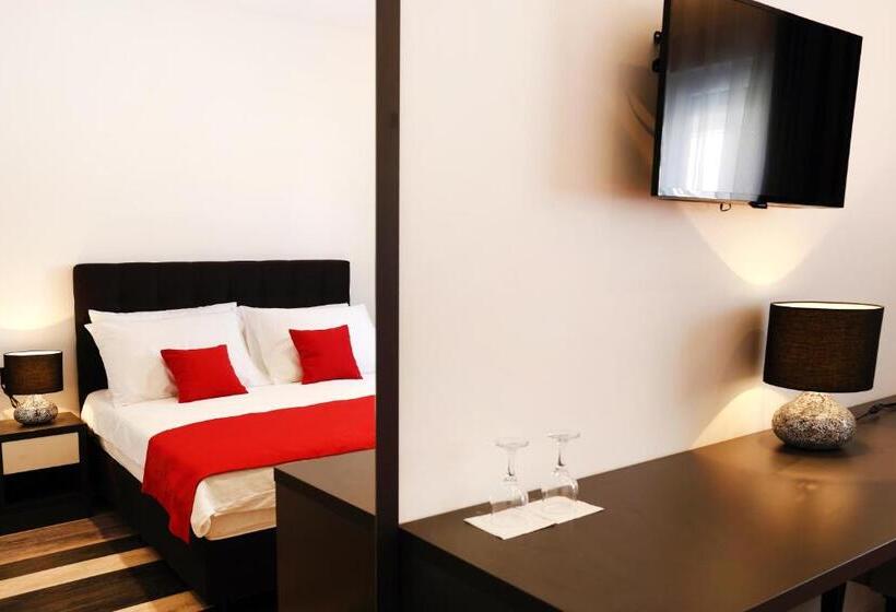 豪华房间, Villa M