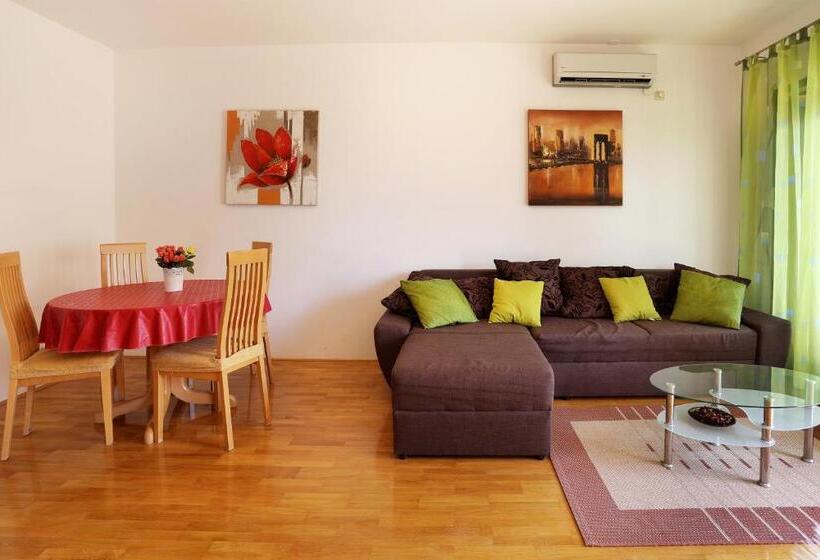 带2个卧室的公寓, Villa M