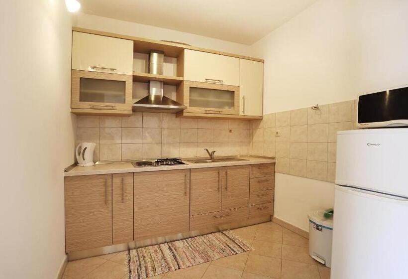 带2个卧室的公寓, Villa M