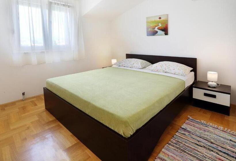 带2个卧室的公寓, Villa M