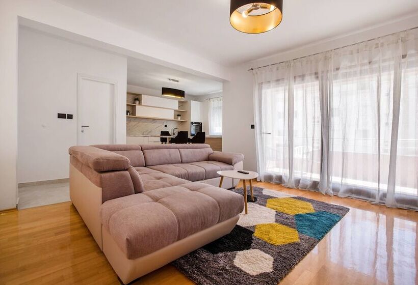 带1个卧室的豪华公寓, Villa M