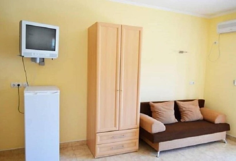 اتاق خانوادگی, Bereg Solnca