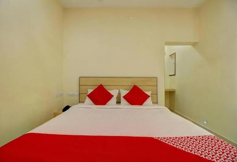 トリプルクラシックルーム, Shri Sai Homestay