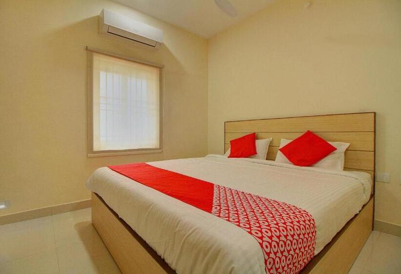 اتاق کلاسیک سه تخته, Shri Sai Homestay