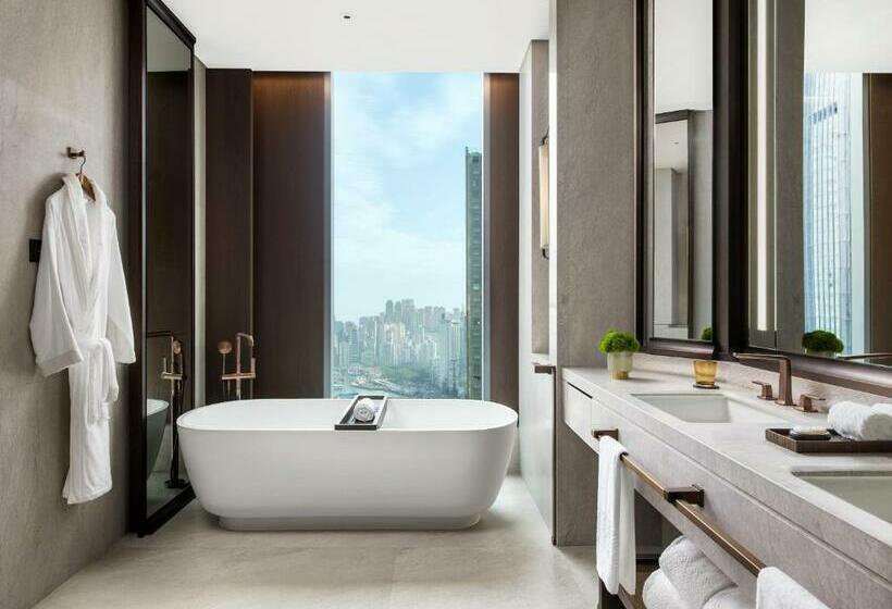 سوئیت با تخت بزرگ, The St. Regis Hong Kong