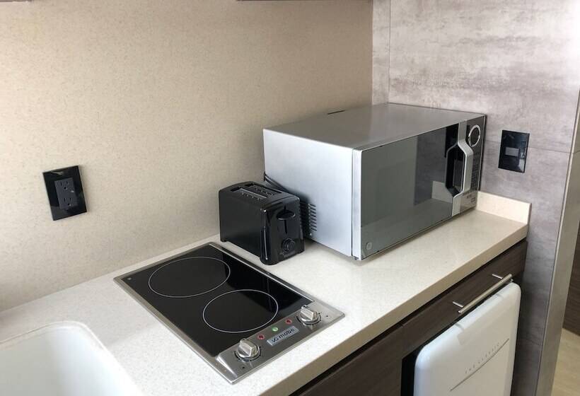 キングサイズベッドのスイートルーム, Mc Suites Mexico City