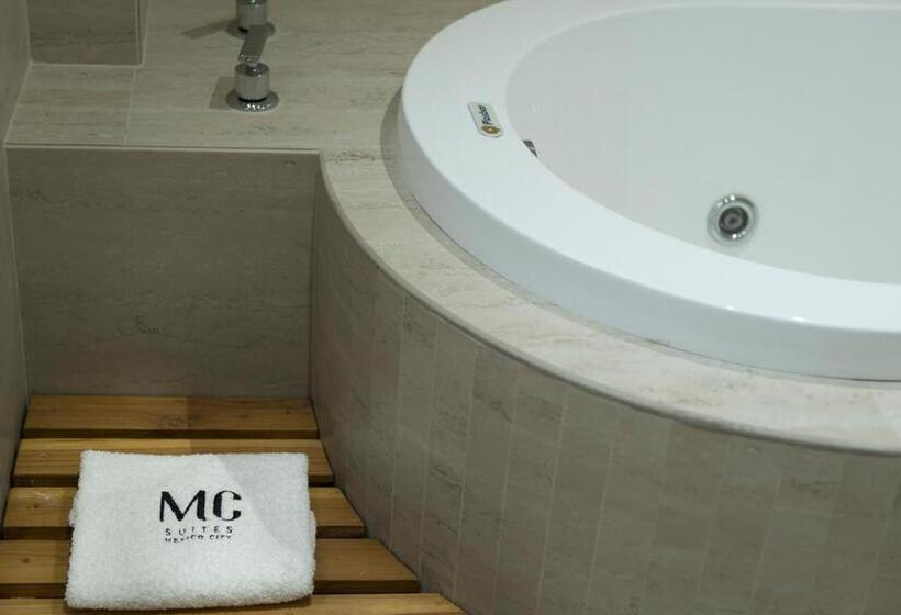 キングサイズベッドのスイートルーム, Mc Suites Mexico City