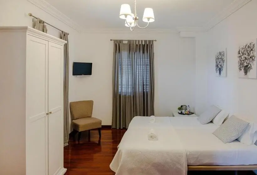 Perhehuone, Classico Guesthouse
