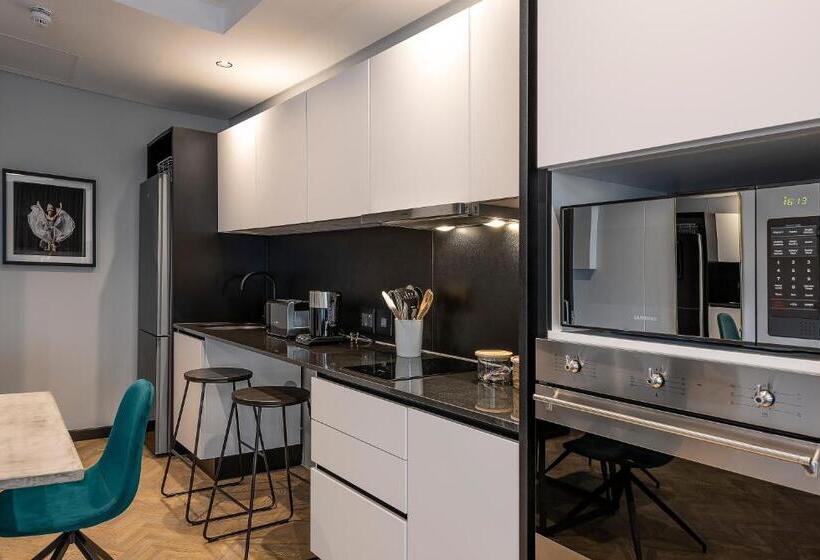 Апартаменты 1 Спальня Вид на Город, The Onyx Apartment Hotel By Newmark