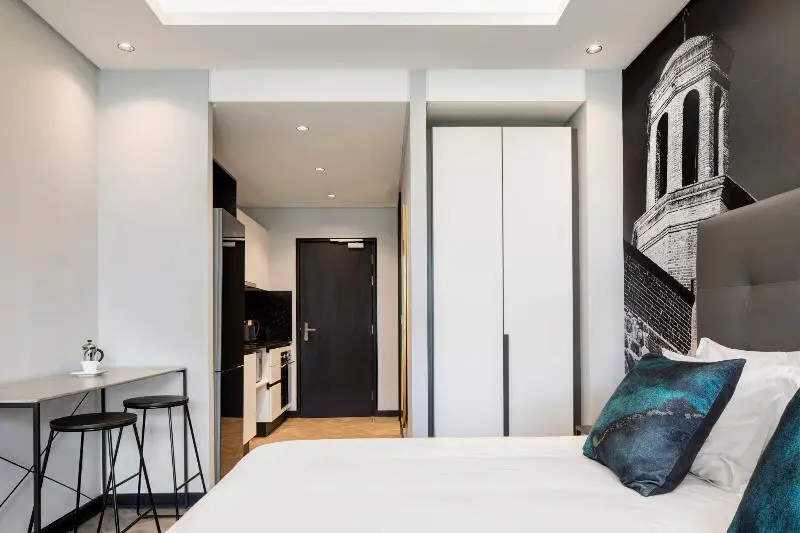 スタンダードスタジオ, The Onyx Apartment Hotel By Newmark