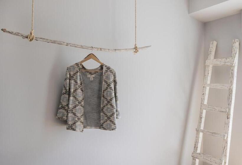 اتاق استاندارد با چشمانداز دریا, Lisbon Airport Guesthouse