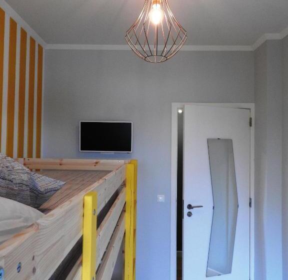 اتاق استاندارد با چشمانداز دریا, Lisbon Airport Guesthouse