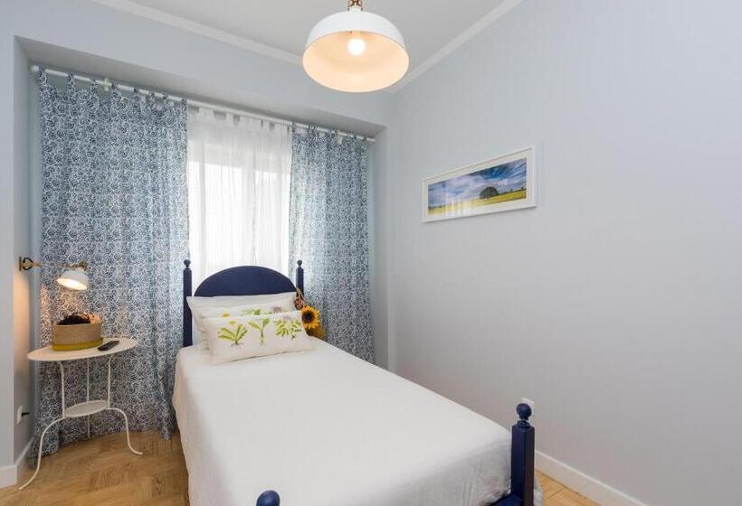 اتاق استاندارد یک نفره با چشمانداز دریا, Lisbon Airport Guesthouse