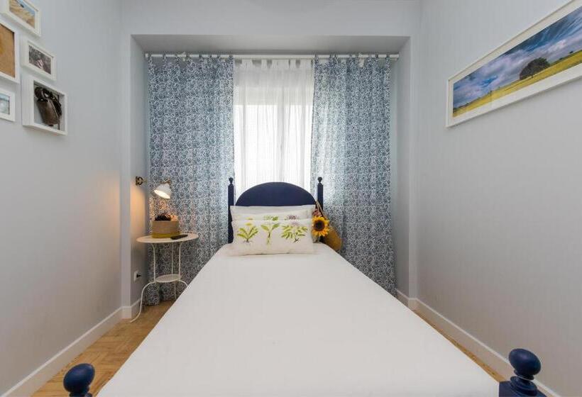 اتاق استاندارد یک نفره با چشمانداز دریا, Lisbon Airport Guesthouse