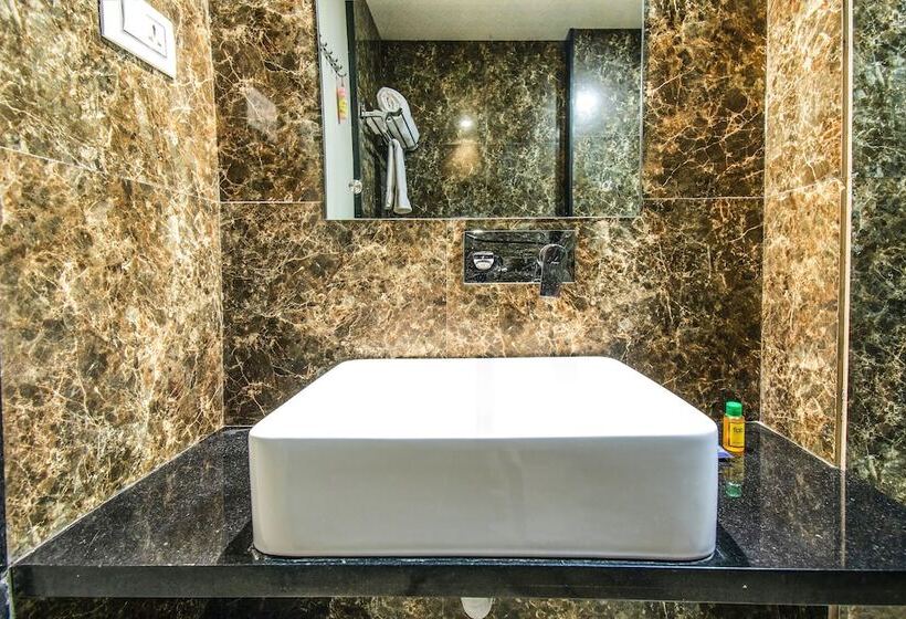 اتاق خانوادگی, Fabhotel Amrit Greens