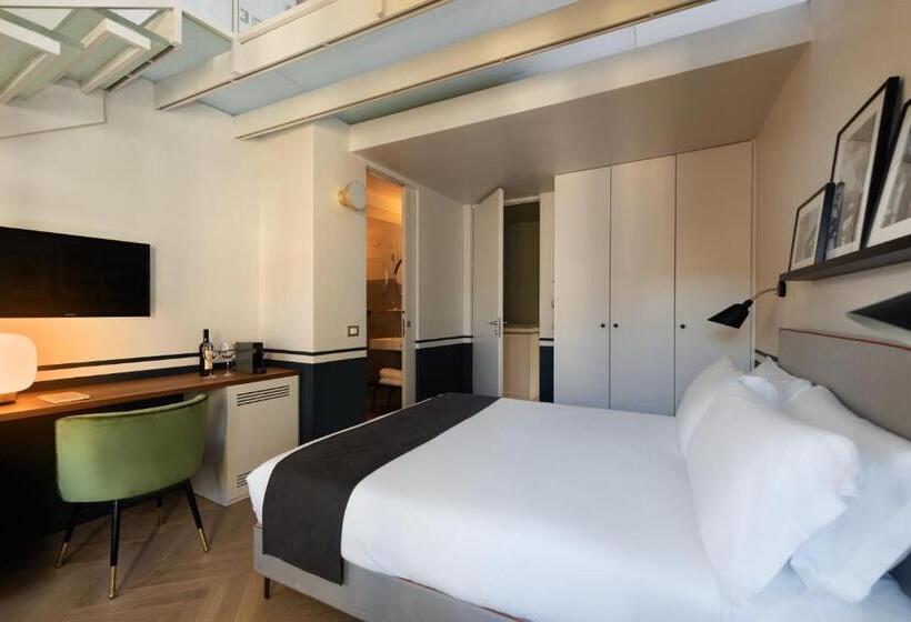 四人标准间, Velvet Grey Boutique