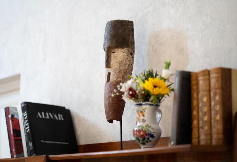 标准间, Palazzo Muci