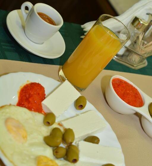 اتاق استاندارد سه نفره, B&b Passage