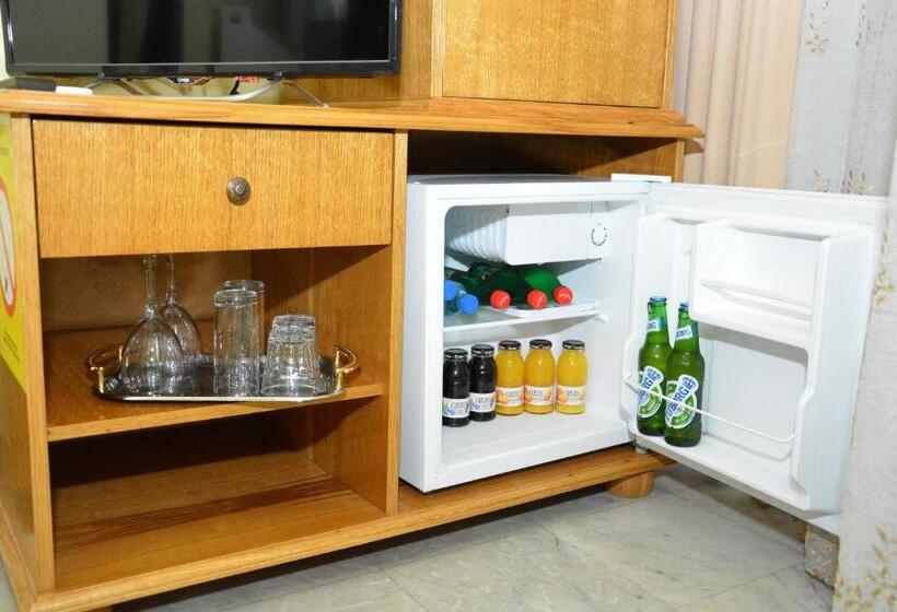 اتاق استاندارد سه نفره, B&b Passage