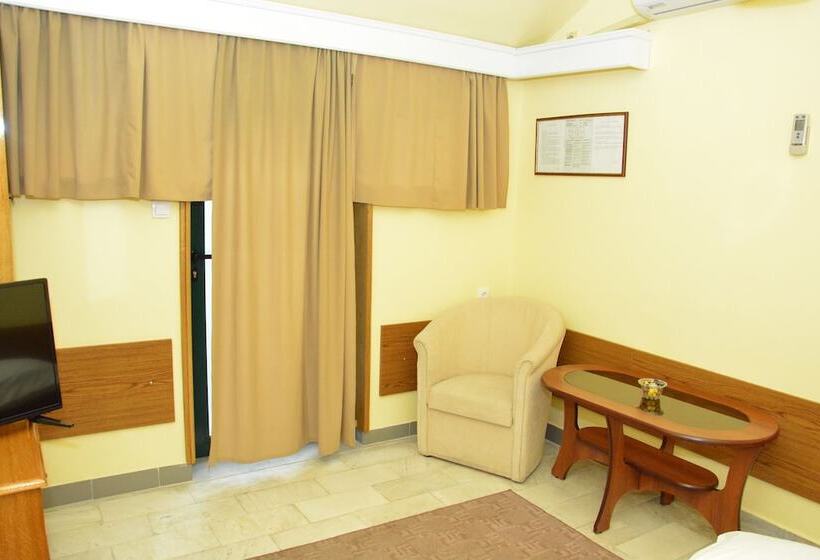 اتاق استاندارد, B&b Passage