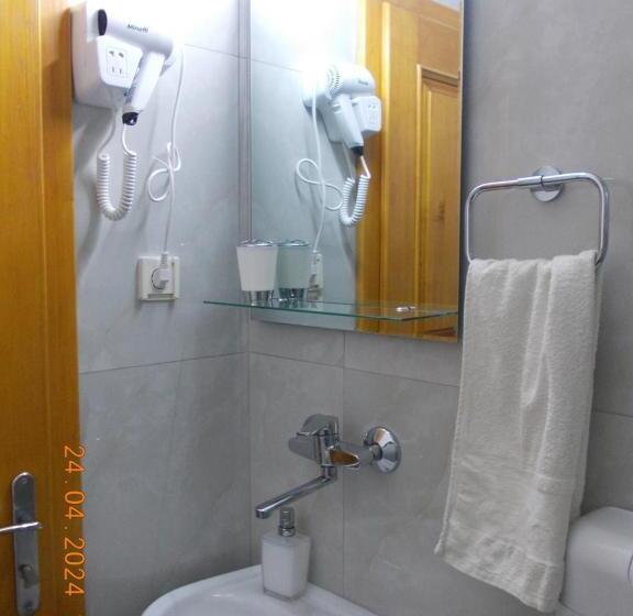 اتاق استاندارد, B&b Passage