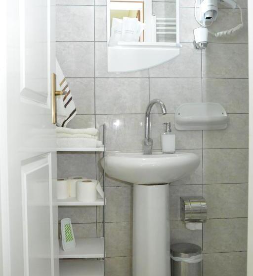 اتاق استاندارد سه نفره, B&b Passage