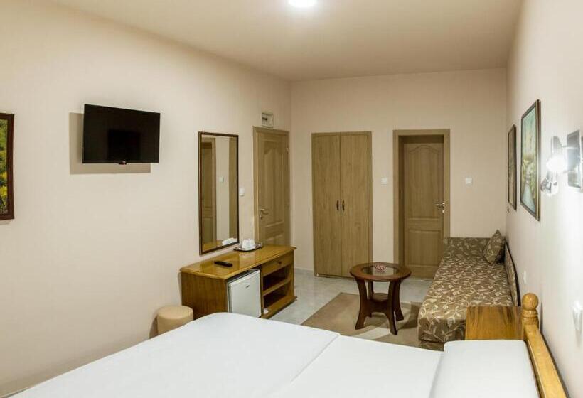 اتاق استاندارد چهار تخته, B&b Passage