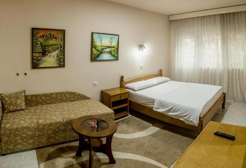 اتاق استاندارد چهار تخته, B&b Passage