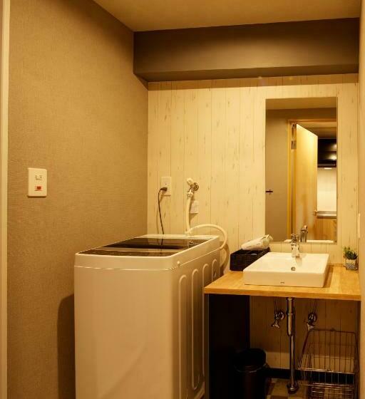 １ベッドルームアパートメント, E Stay Namba