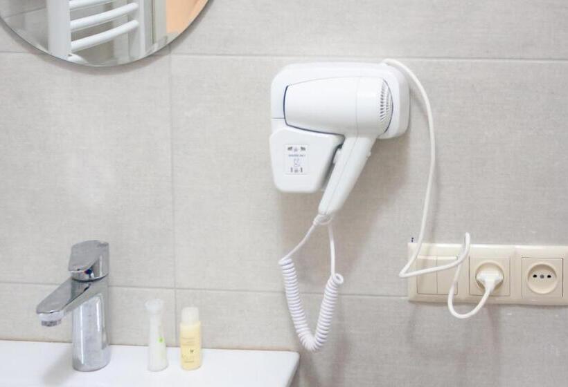 اتاق خانوادگی, Casa Calda