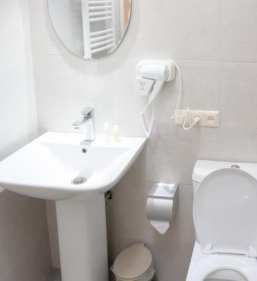 اتاق خانوادگی, Casa Calda