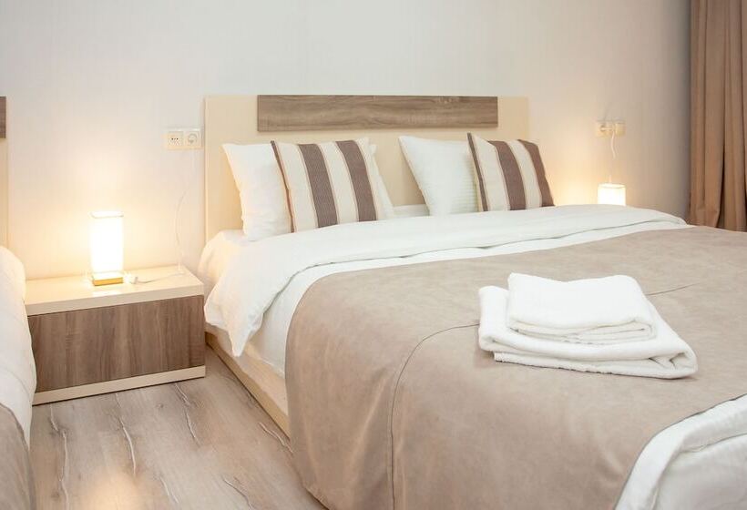 اتاق خانوادگی, Casa Calda