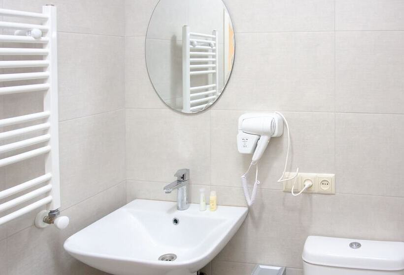 اتاق استاندارد سه نفره, Casa Calda