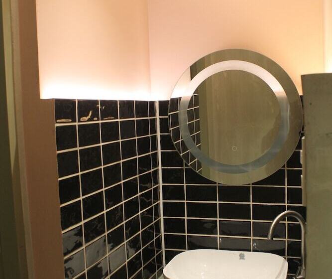 수피리어 룸, Citizen