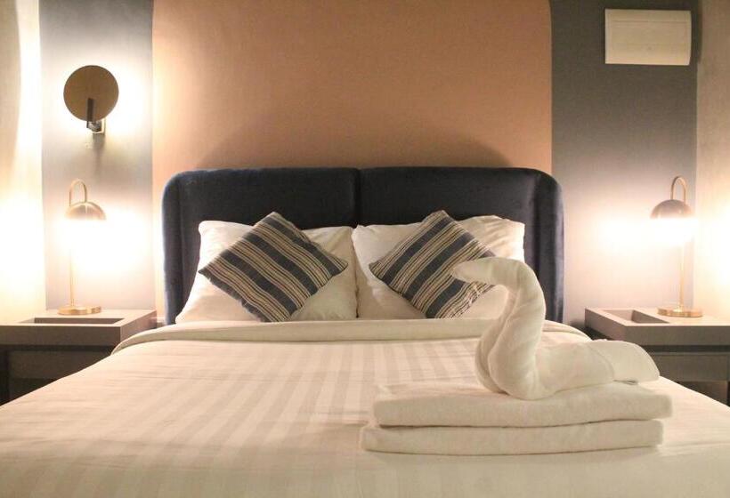 Номер Superior, Citizen