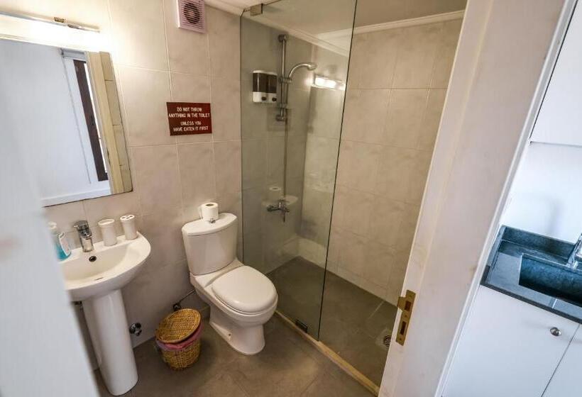 کلبه ییلاقی, Old Town Guest Houses