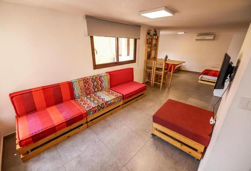 کلبه ییلاقی, Old Town Guest Houses